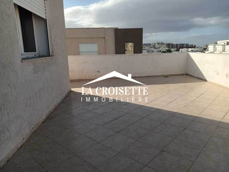 Duplex S+3 avec terrasse aux Jardins de Carthage